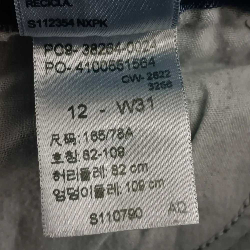 Signature by Levi Strauss Women Mid Rise Denim Shorts Cuffed Blue Size 12 - Picture 8 of 9